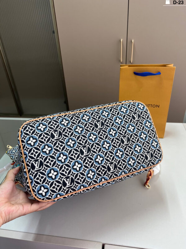 Modern Style Trendy Bag L5211