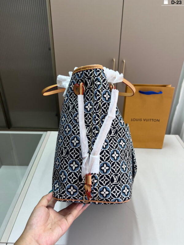 Modern Style Trendy Bag L5211