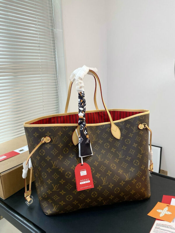 Modern Style Trendy Bag L5207