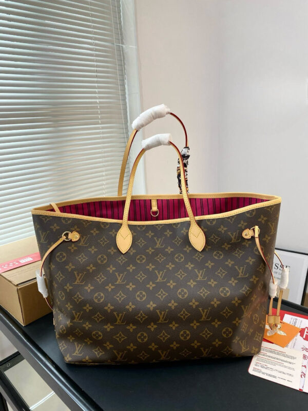 Modern Style Trendy Bag L5207