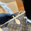 Modern Style Trendy Bag L5209