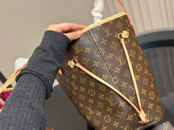 Modern Style Trendy Bag L5208