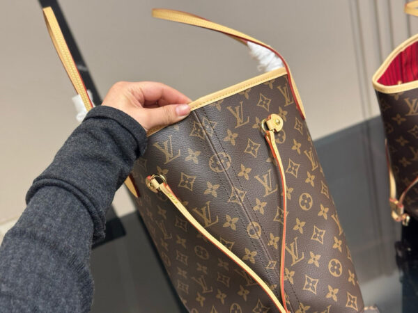 Modern Style Trendy Bag L5208