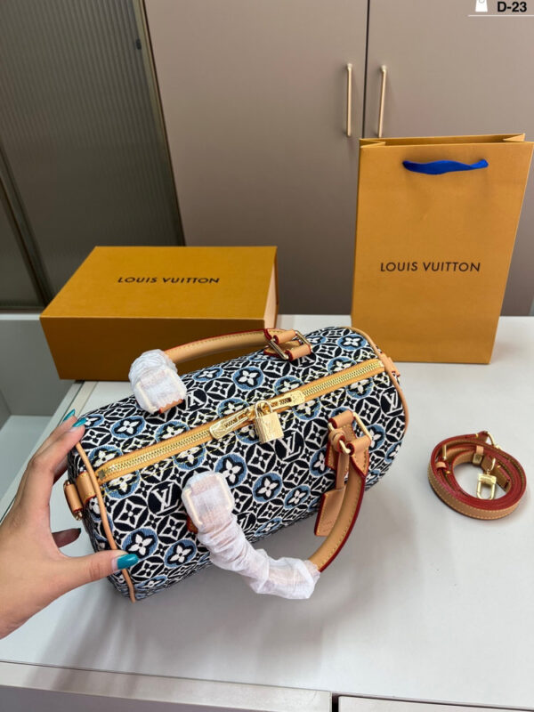 Modern Style Trendy Bag L5213