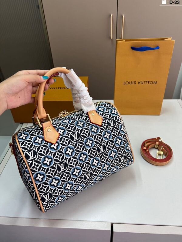 Modern Style Trendy Bag L5213