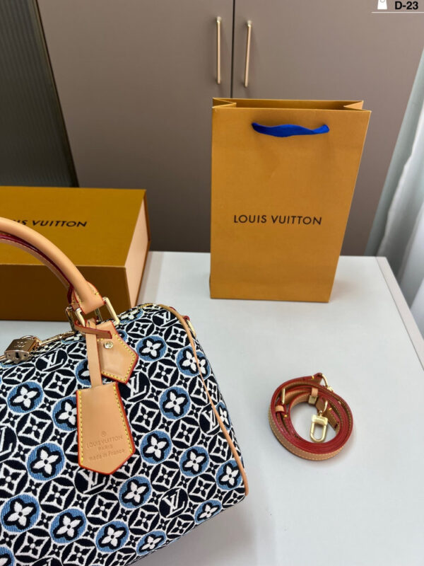 Modern Style Trendy Bag L5213