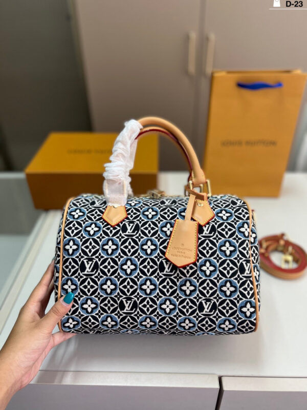 Modern Style Trendy Bag L5213