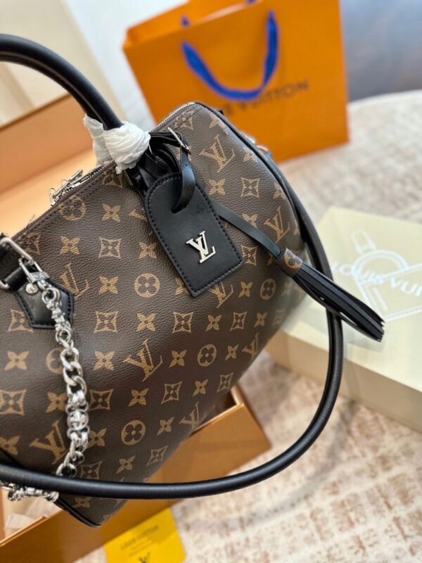 Modern Style Trendy Bag L5205