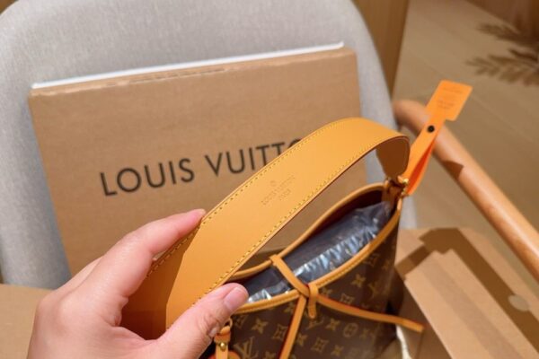 Modern Style Trendy Bag L5126