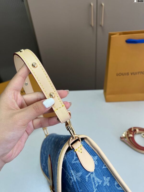 Modern Style Trendy Bag L5104