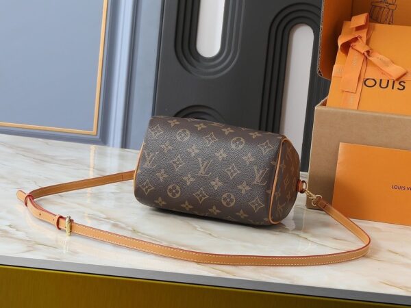 Iconic LV Handbag M81086