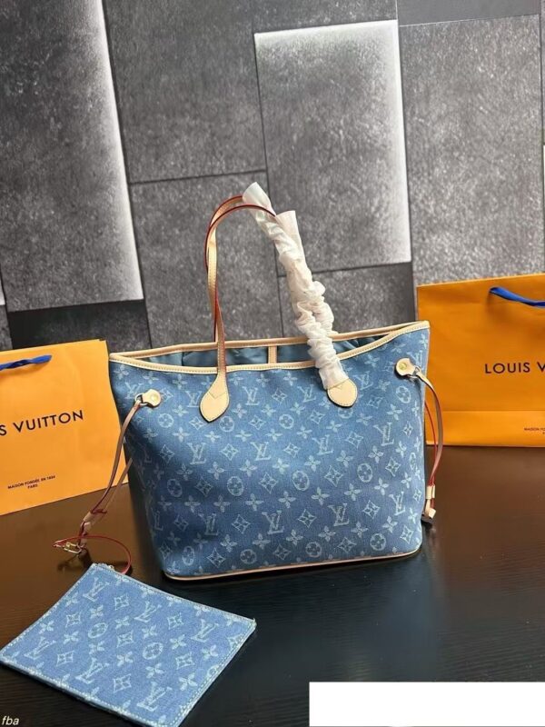Modern Style Trendy LV Handbag L2117