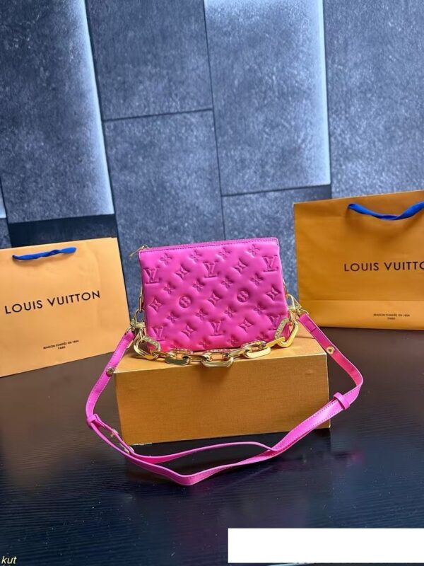 Modern Style Trendy LV Handbag L2116-1