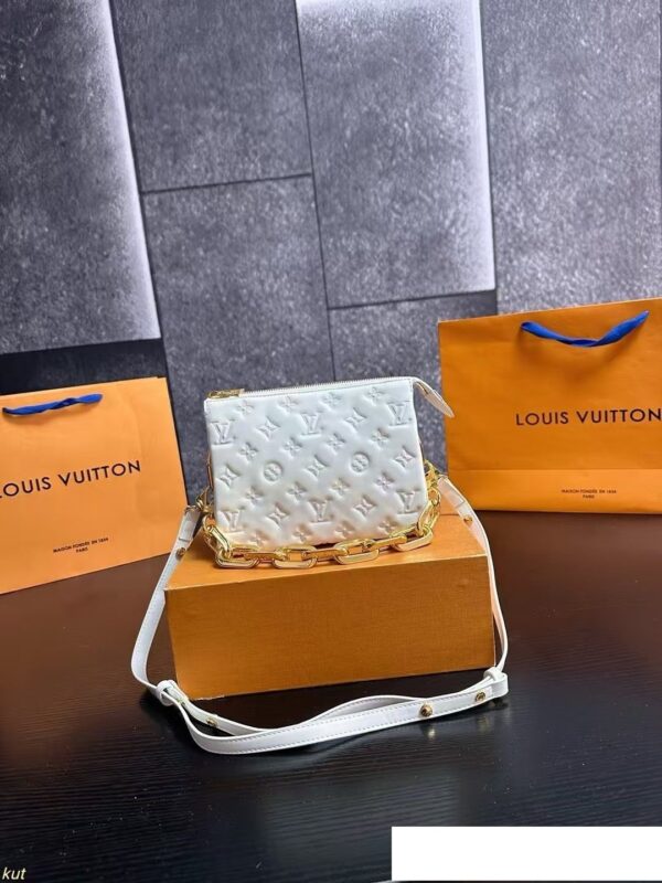 Modern Style Trendy LV Handbag L2116