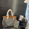 Modern Style Trendy LV Handbag L2110