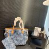 Modern Style Trendy LV Handbag L2110