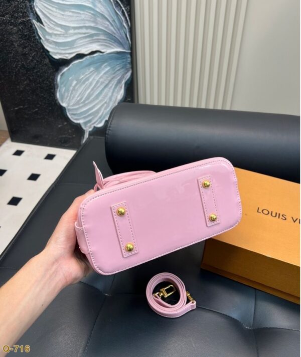 Modern Style Trendy LV Handbag L2099.1