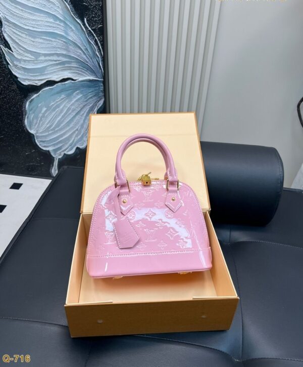 Modern Style Trendy LV Handbag L2099.1