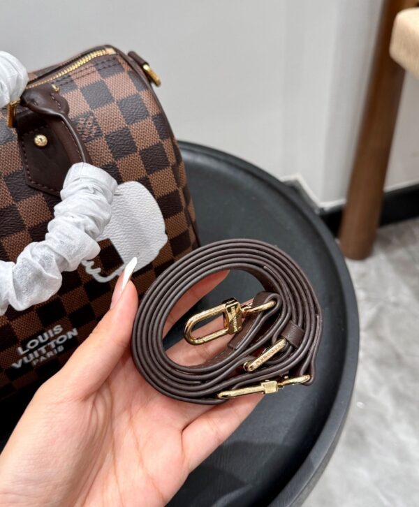 Modern Style Trendy LV Handbag L2097 Modern Style Trendy LV Handbag L2097