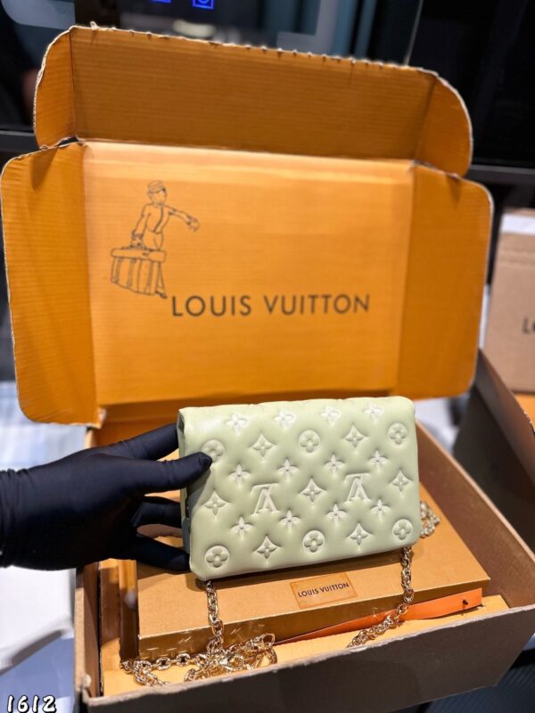 Modern Style Trendy LV Handbag L2096
