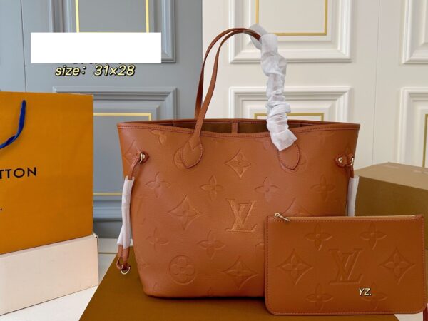 Modern Style Trendy LV Handbag L2080