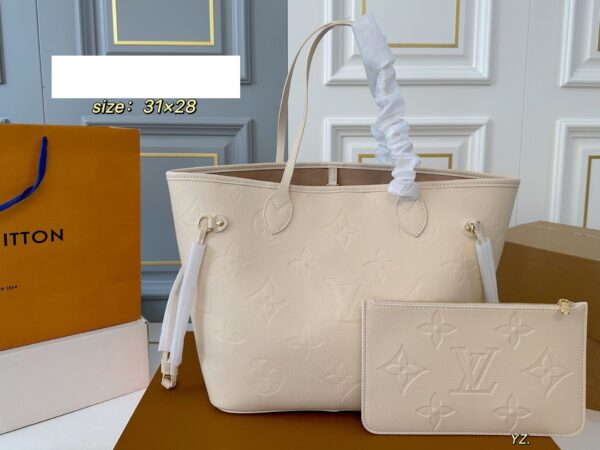 Modern Style Trendy LV Handbag L2080