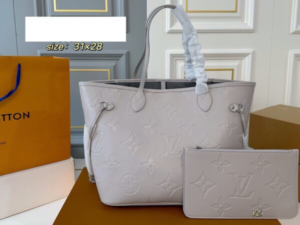 Modern Style Trendy LV Handbag L2080