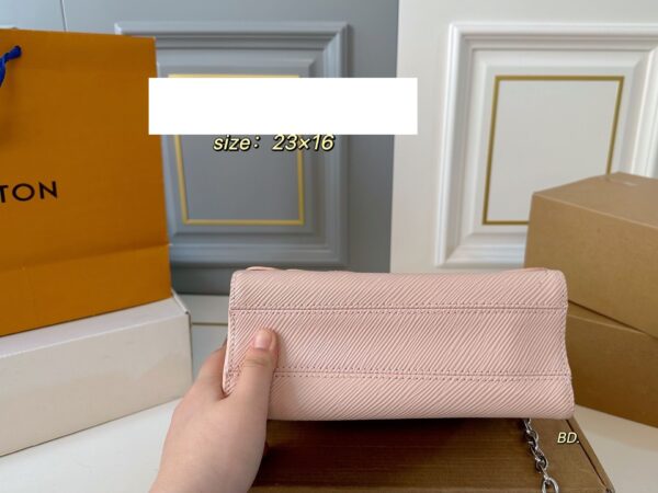 Modern Style Trendy LV Handbag L2079