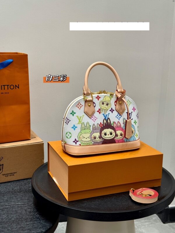 Modern Style Trendy LV Handbag L2061