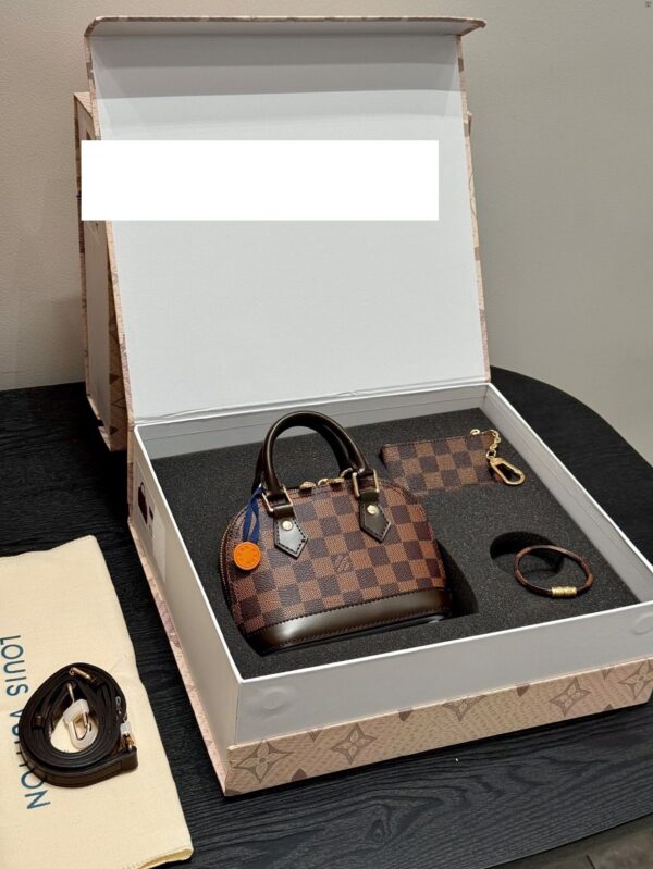 Modern Style Trendy LV Handbag L2060