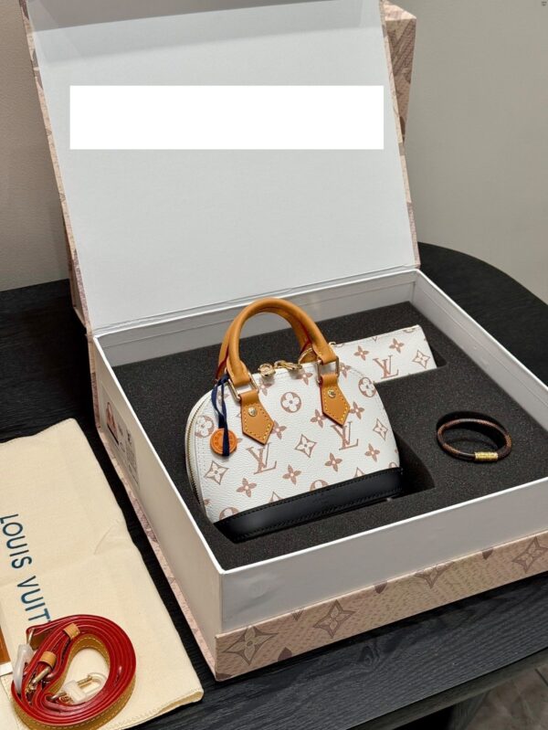 Modern Style Trendy LV Handbag L2060