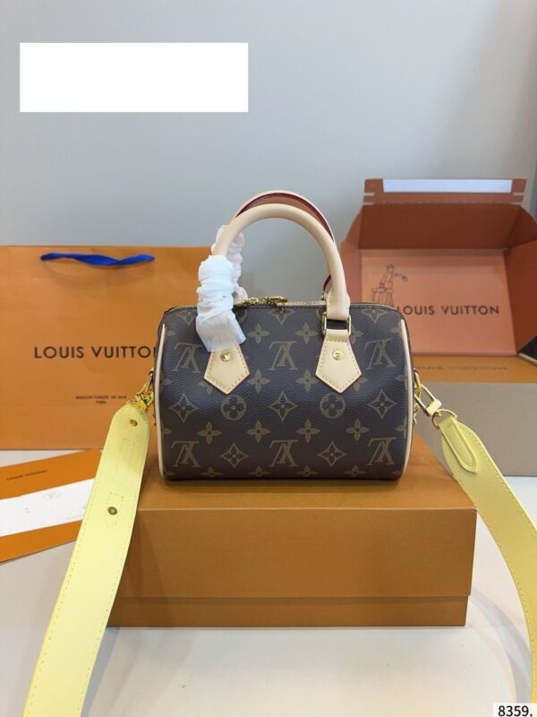 Modern Style Trendy LV Handbag L2057