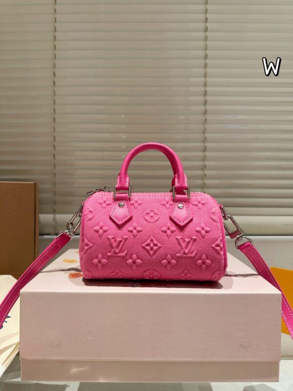 Modern Style Trendy LV Handbag L2041