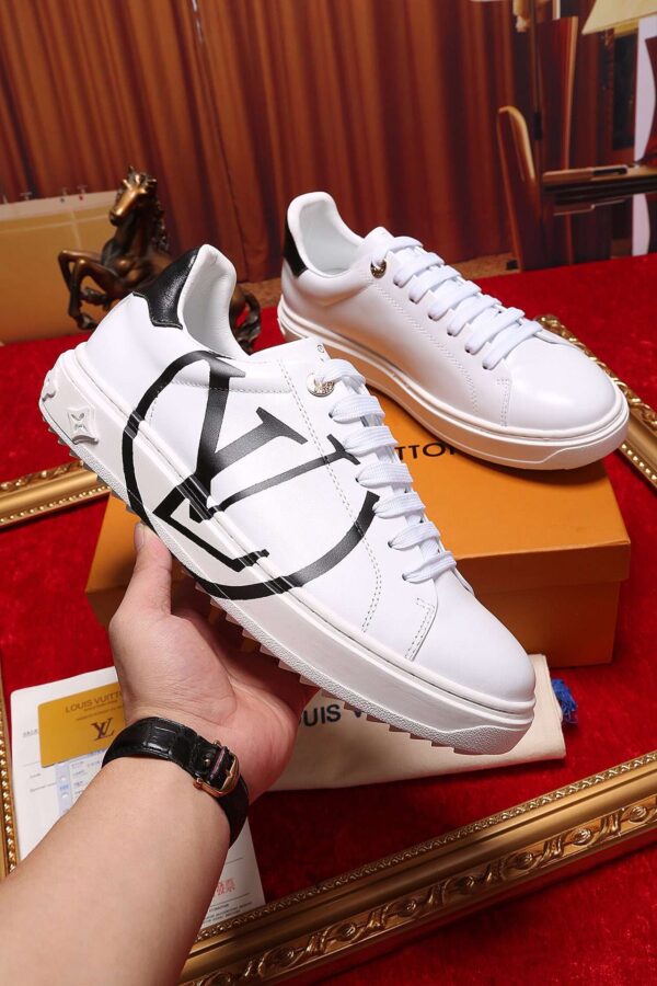New Collection Fashion Women LV Shoes 012