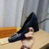 New Collection Fashion Women LV Shoes 011