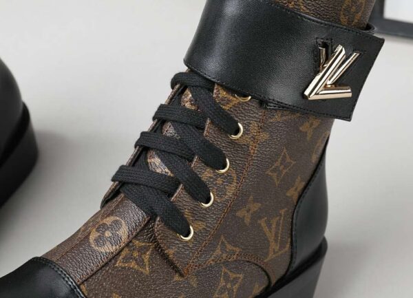 New Collection Fashion Women LV Shoes 006