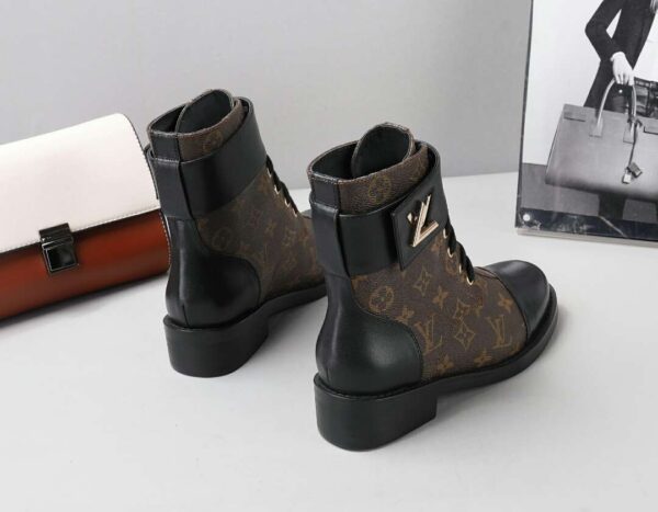 New Collection Fashion Women LV Shoes 006