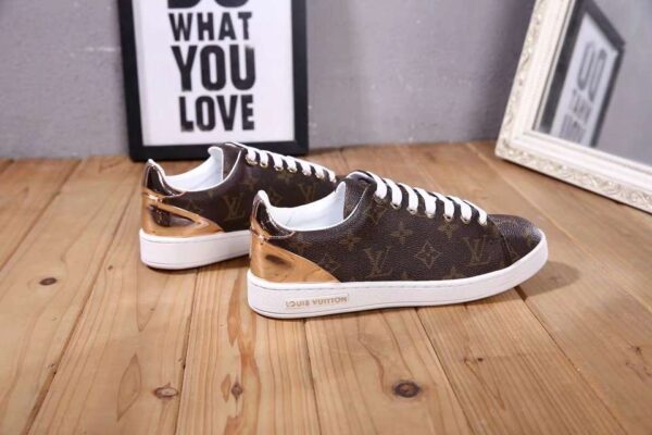 New Collection Fashion Women LV Shoes 003