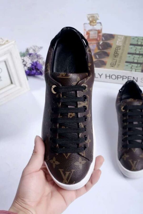 New Collection Fashion Women LV Shoes 002