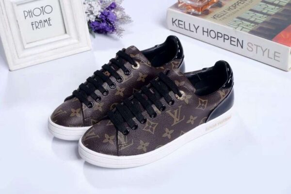 New Collection Fashion Women LV Shoes 002