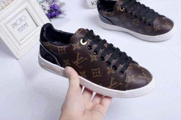 New Collection Fashion Women LV Shoes 002