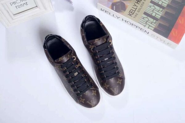 New Collection Fashion Women LV Shoes 002