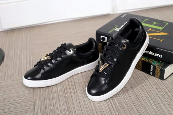 New Collection Fashion Women LV Shoes 001