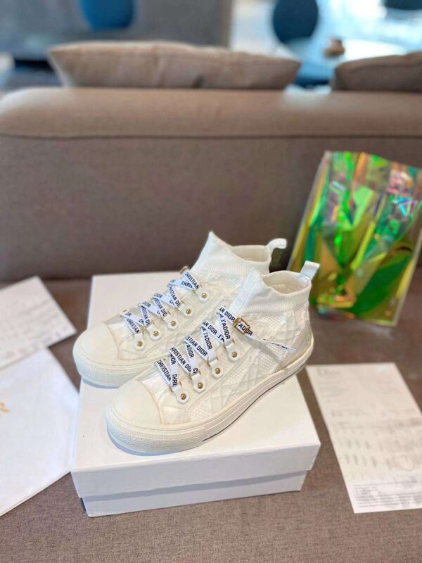 New Collection Fashion Women Dior Shoes 028