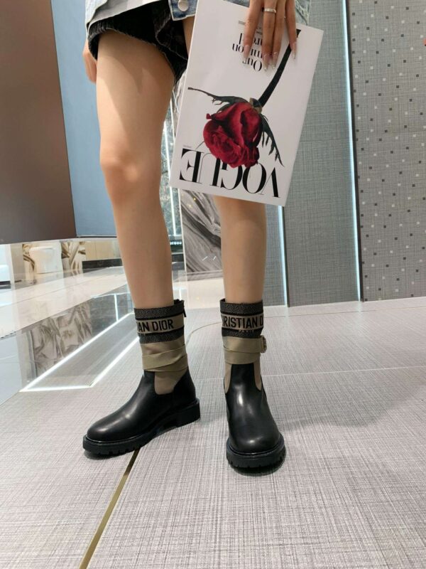New Collection Fashion Women Dior Shoes 011