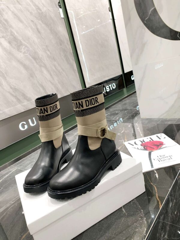 New Collection Fashion Women Dior Shoes 011