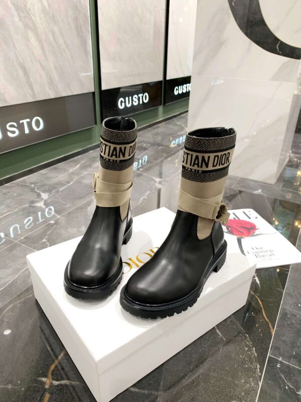 New Collection Fashion Women Dior Shoes 011
