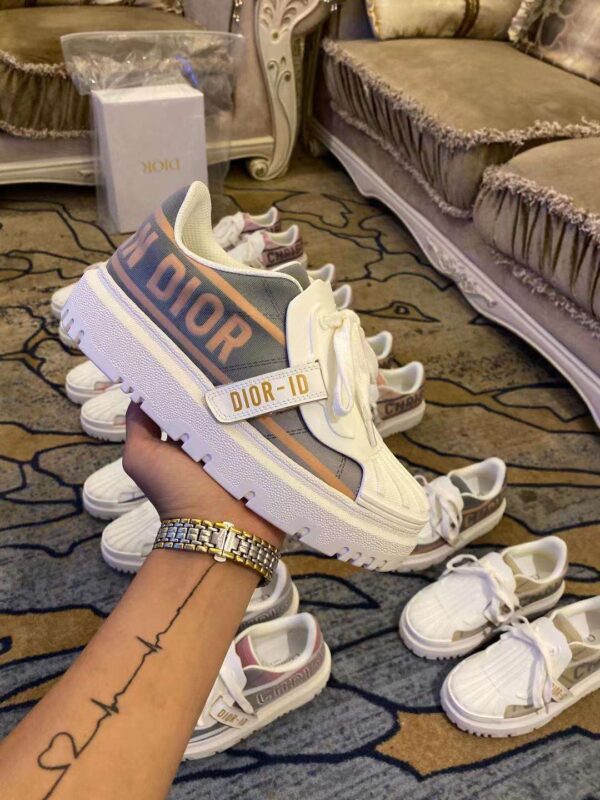 New Collection Fashion Women Dior Shoes 007