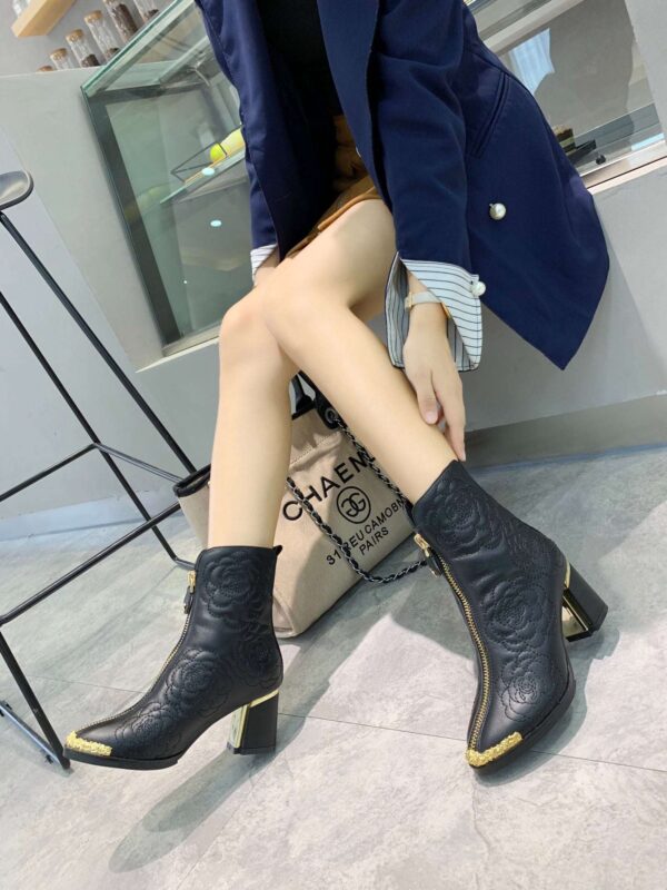 New Collection Fashion Women CN Shoes 024