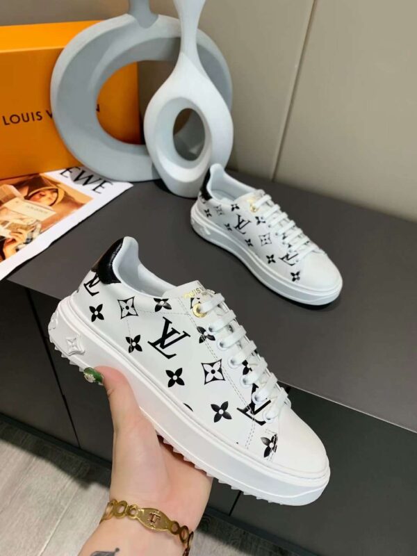 New Collection Fashion Women LV Shoes 072